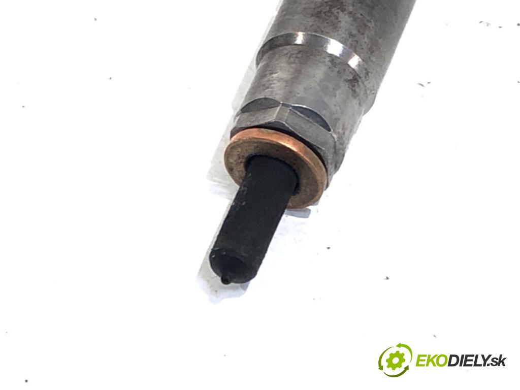 PEUGEOT 508 SW I Kombi 2015 133 kW 2.0 BlueHDi 180 1997 vstrekovač 9674984080 (Vstrekovač paliva)