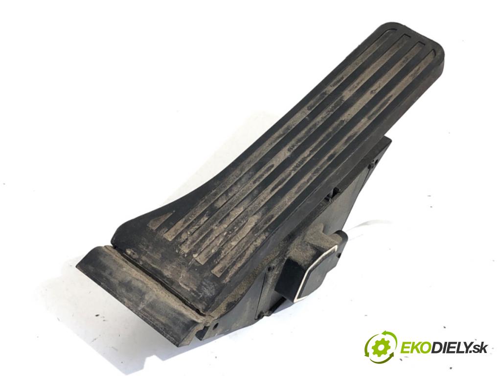 MERCEDES-BENZ S212 Kombi 2012 100 kW E 200 CDI / BlueTEC (212.205, 212.206) 2143 Potenciometer plynu A2043000004 (Potenciometer plynového pedálu)