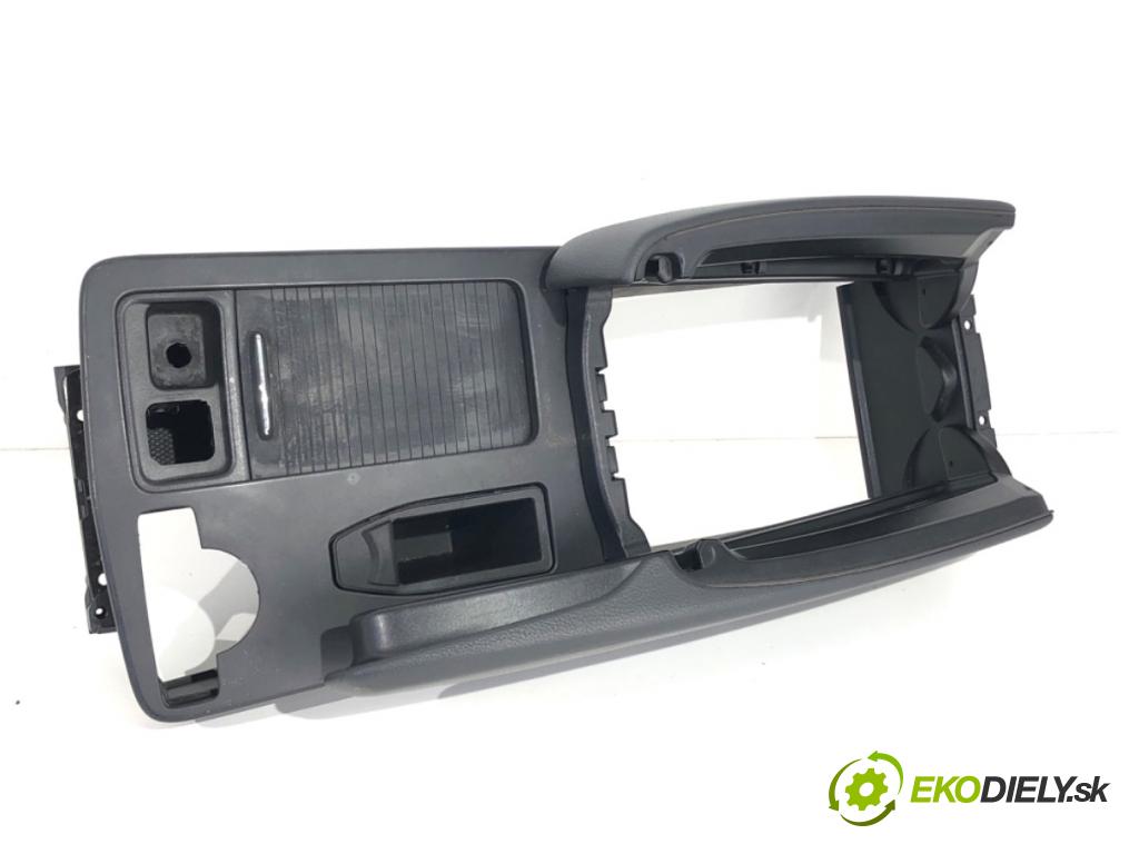 MERCEDES-BENZ S212 Kombi 2012 100 kW E 200 CDI / BlueTEC (212.205, 212.206) 2143 loketní opěrka A2046800639 (Loketní opěrka)