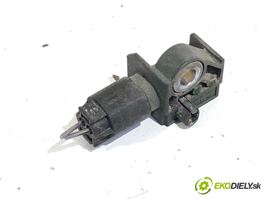 MERCEDES-BENZ S212 Kombi 2012 100 kW E 200 CDI / BlueTEC (212.205, 212.206) 2143 Snímač nárazu A1729056000 (Snímač nárazu)