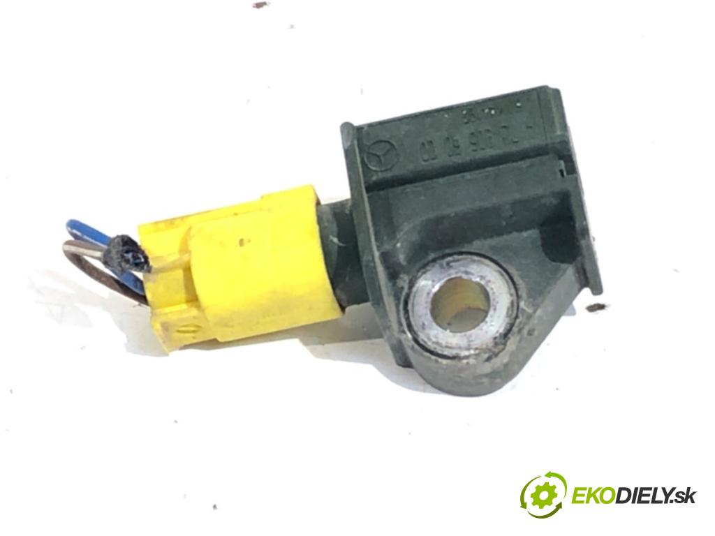 MERCEDES-BENZ S212 Kombi 2012 100 kW E 200 CDI / BlueTEC (212.205, 212.206) 2143 Snímač nárazu A1729056000 (Snímač nárazu)