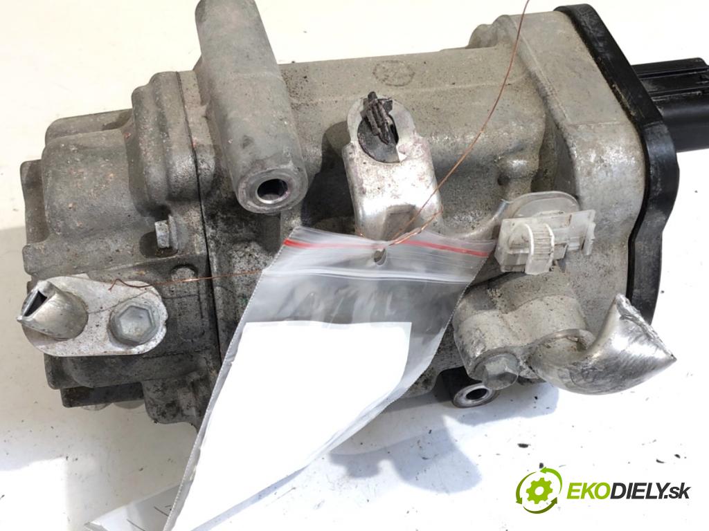 TOYOTA COROLLA E21 sedan 2020 72 kW 1.8 VVTi Hybrid (ZWE211, MZEA12) 1798 Kompresor klimatizácie 042400-1200 (Kompresor klimatizácie)