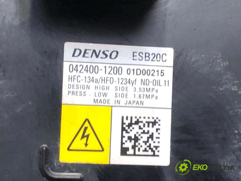 TOYOTA COROLLA E21 sedan 2020 72 kW 1.8 VVTi Hybrid (ZWE211, MZEA12) 1798 Kompresor klimatizácie 042400-1200 (Kompresor klimatizácie)