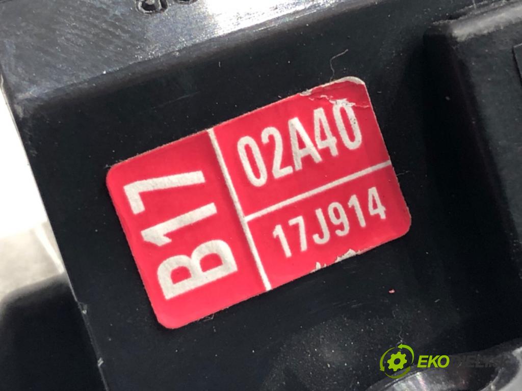 TOYOTA COROLLA E21 sedan 2020 72 kW 1.8 VVTi Hybrid (ZWE211, MZEA12) 1798 Prepínač stieračov 17J910 (Prepínacie páčky pod volantom)