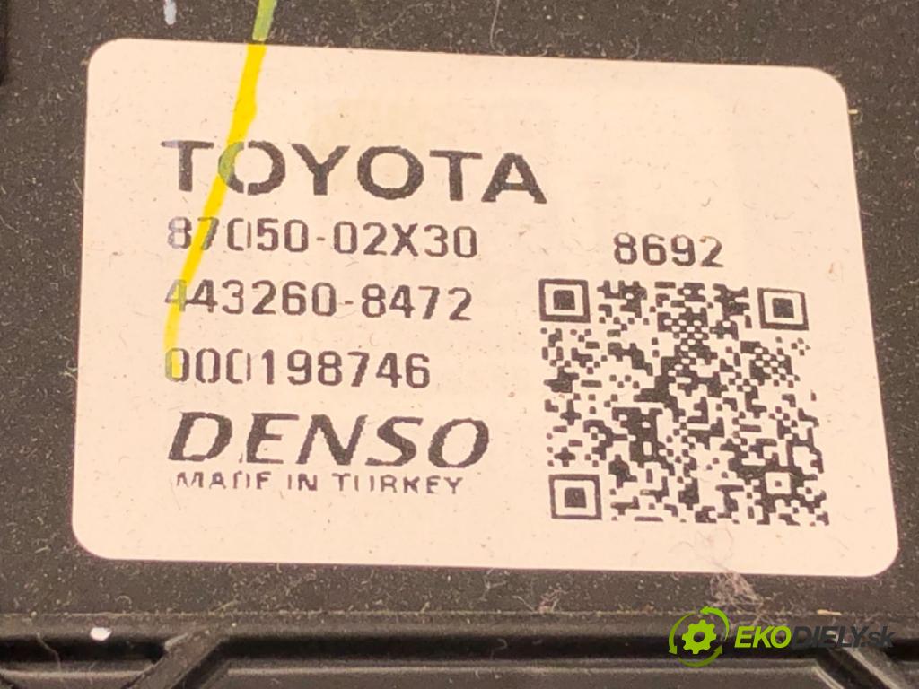 TOYOTA COROLLA E21 sedan 2020 72 kW 1.8 VVTi Hybrid (ZWE211, MZEA12) 1798 topné těleso radiátor topení komplet KOMBAJN 87050-02X30 (Radiátor topení)