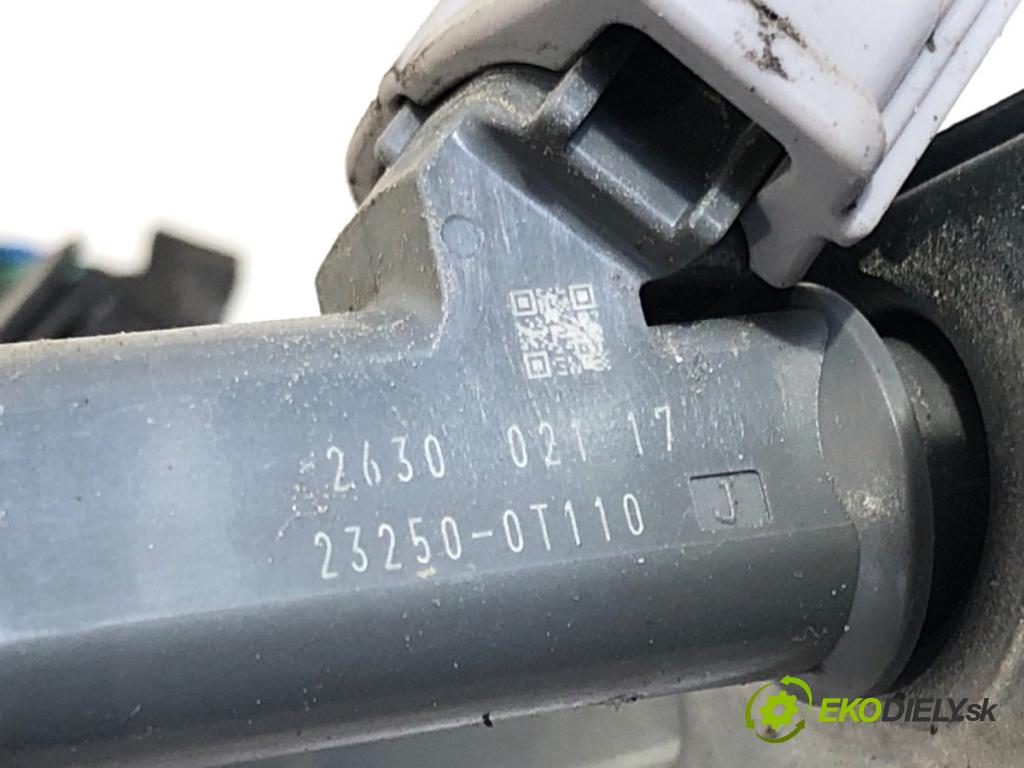 TOYOTA COROLLA E21 sedan 2020 72 kW 1.8 VVTi Hybrid (ZWE211, MZEA12) 1798 Lišta vstrekovacia 23250-0T110 (Vstrekovacia lišta)