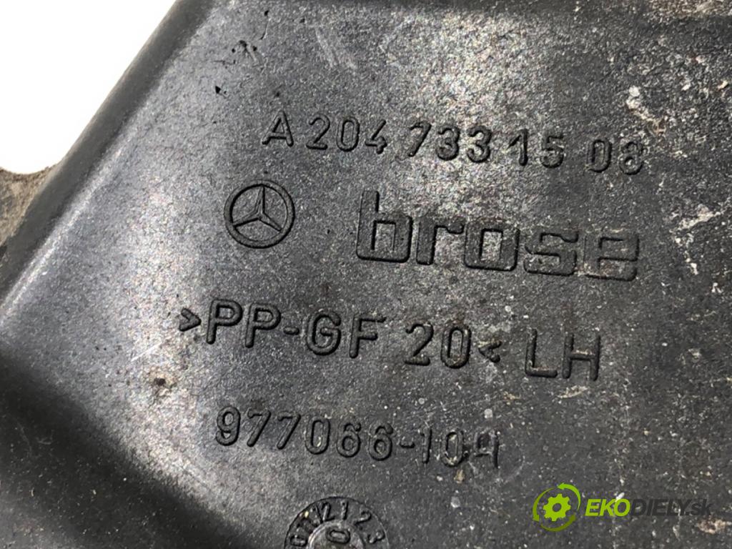 MERCEDES-BENZ S204 Kombi 2008 135 kW C 200 Kompressor (204.241) 1796 zámok dveře levý zadní část A2047331508