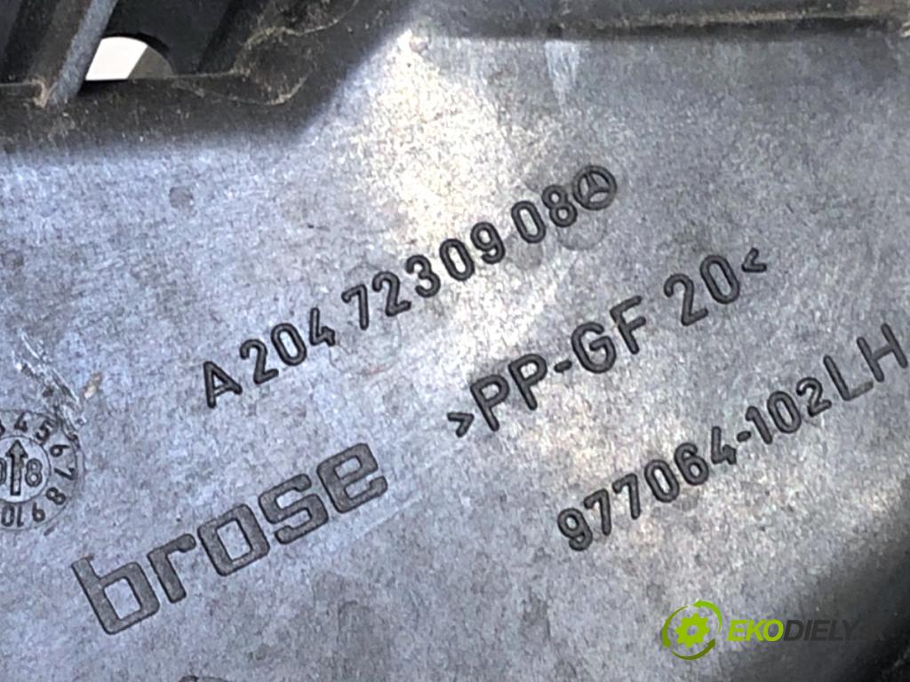 MERCEDES-BENZ S204 Kombi 2008 135 kW C 200 Kompressor (204.241) 1796 zámok dveře levý přední část A2047200335