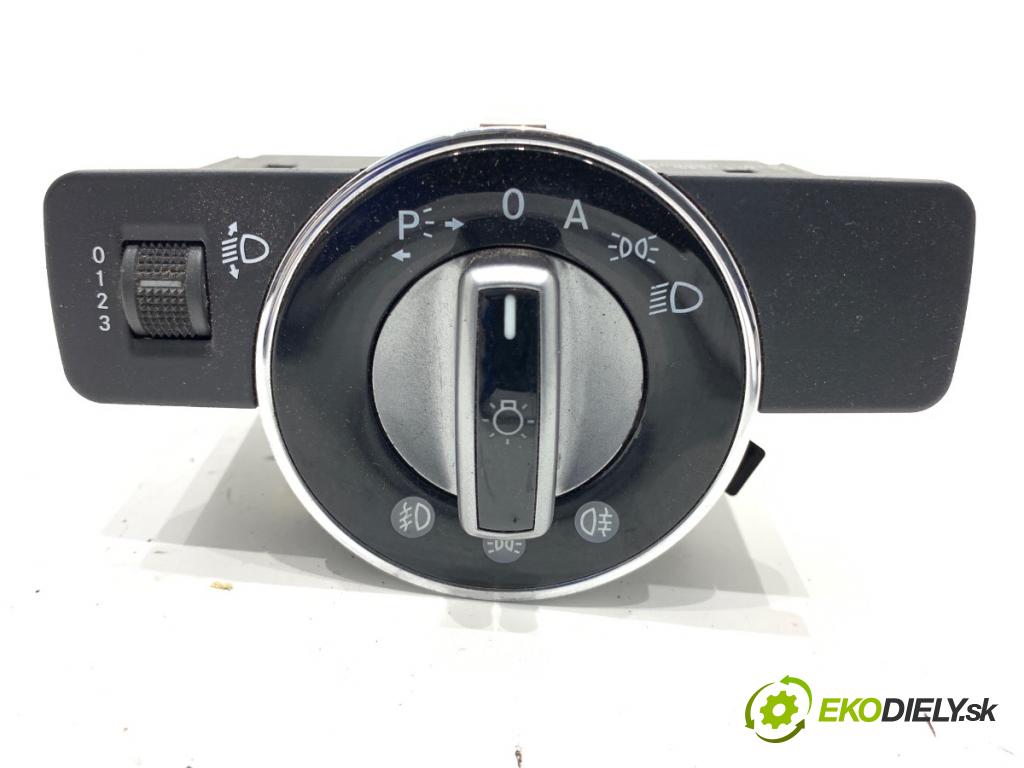 MERCEDES-BENZ S204 Kombi 2008 135 kW C 200 Kompressor (204.241) 1796 Spínač svetiel A2045451804