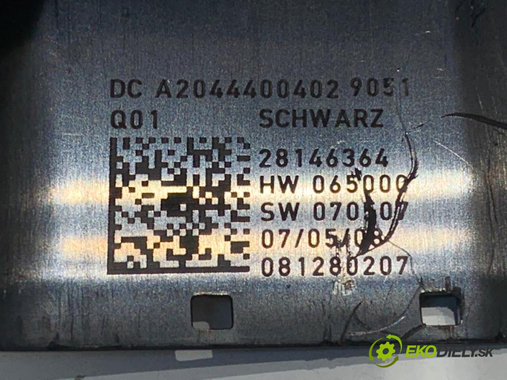 MERCEDES-BENZ S204 Kombi 2008 135 kW C 200 Kompressor (204.241) 1796 Prepínač kombinovaný A2044400402 (Prepínacie páčky pod volantom)