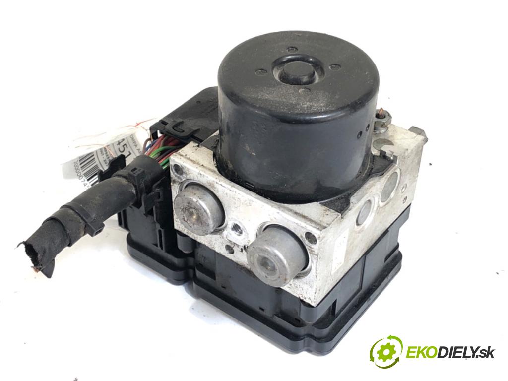 MERCEDES-BENZ S204 Kombi 2008 135 kW C 200 Kompressor (204.241) 1796 pumpa ABS A2044312512 (Pumpa ABS)