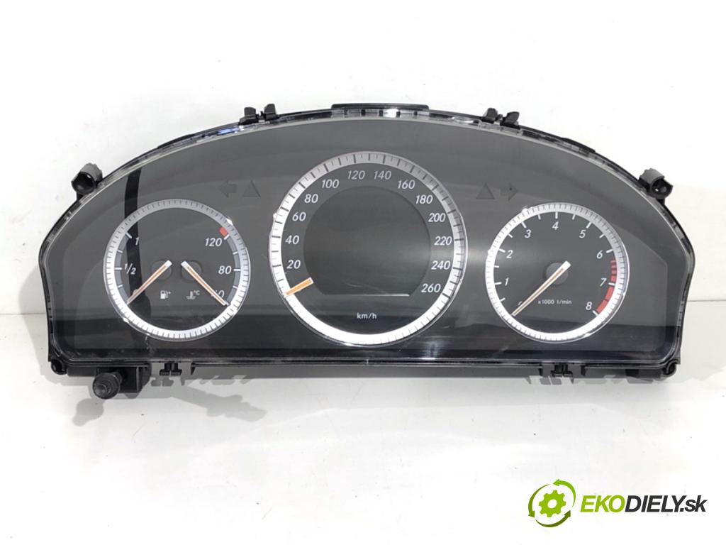 MERCEDES-BENZ S204 Kombi 2008 135 kW C 200 Kompressor (204.241) 1796 Prístrojovka  (Prístrojová doska)