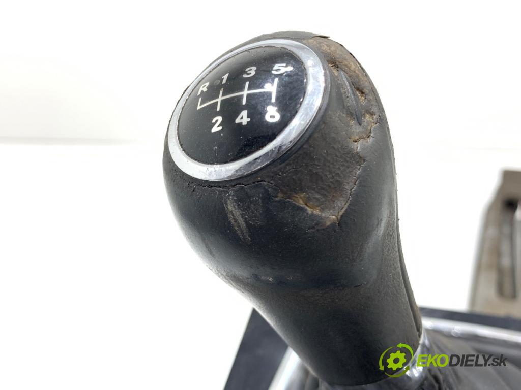 MERCEDES-BENZ S204 Kombi 2008 135 kW C 200 Kompressor (204.241) 1796 Kulisa  (Rýchlostná páka (kulisa))