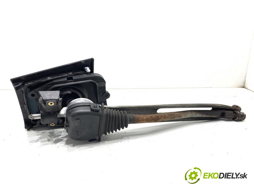 MERCEDES-BENZ S204 Kombi 2008 135 kW C 200 Kompressor (204.241) 1796 Kulisa  (Rýchlostná páka (kulisa))