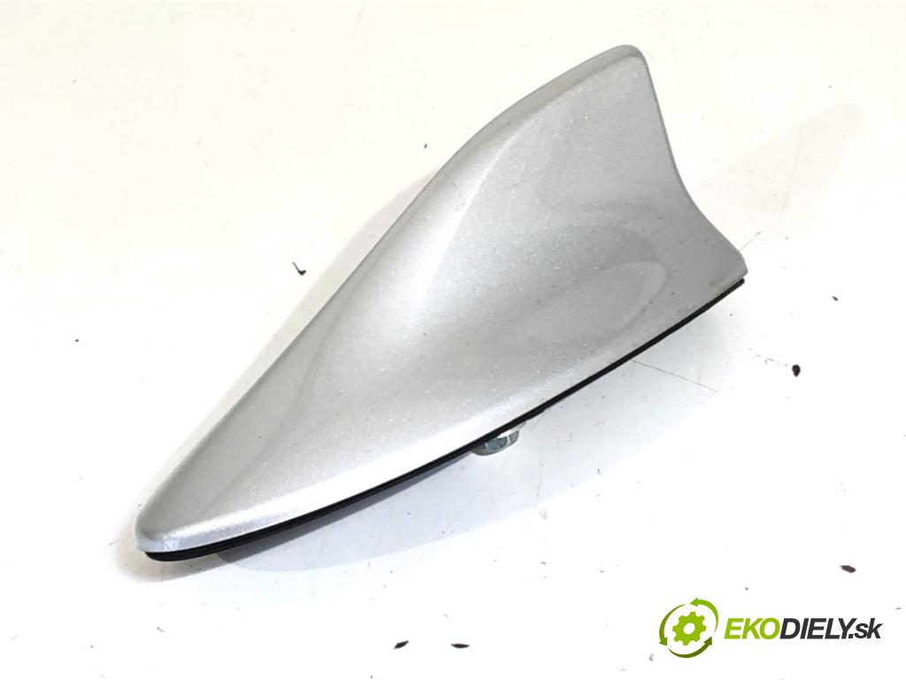 TOYOTA COROLLA E21 sedan 2020 72 kW 1.8 VVTi Hybrid (ZWE211, MZEA12) 1798 ANTENA