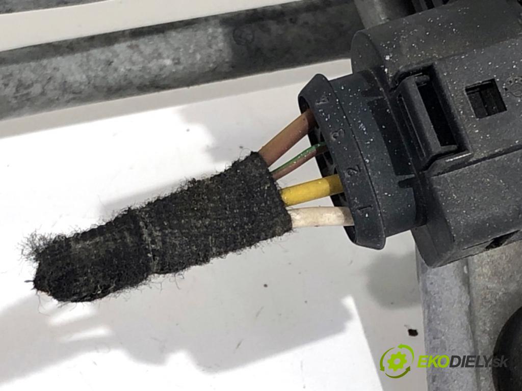 OPEL ASTRA H liftback 2005 66 kW 1.4 (L08) 1364 Mechanizmus stieračov predný 13111211 (Motorček stieračov predný)