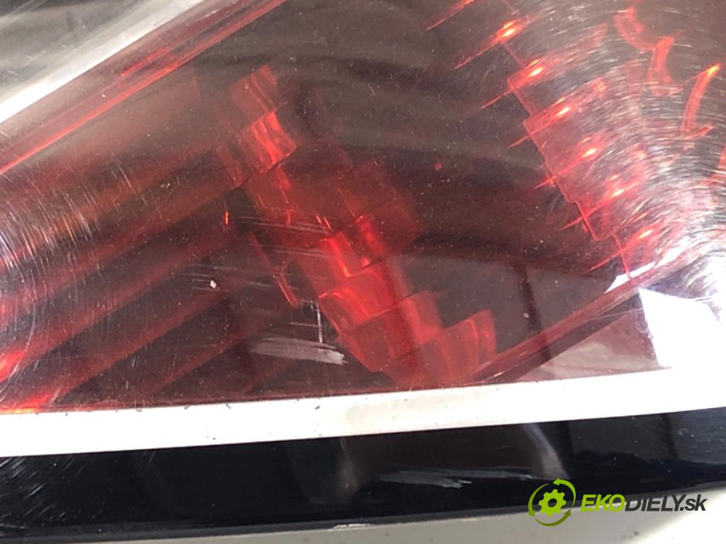OPEL ASTRA H liftback 2005 66 kW 1.4 (L08) 1364 světlo levý zadní část