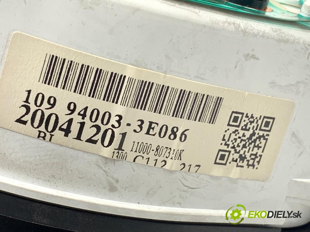 KIA SORENTO I SUV 2005 103 kW 2.5 CRDi 2497 Prístrojovka 94003-3E086 (Prístrojová doska)