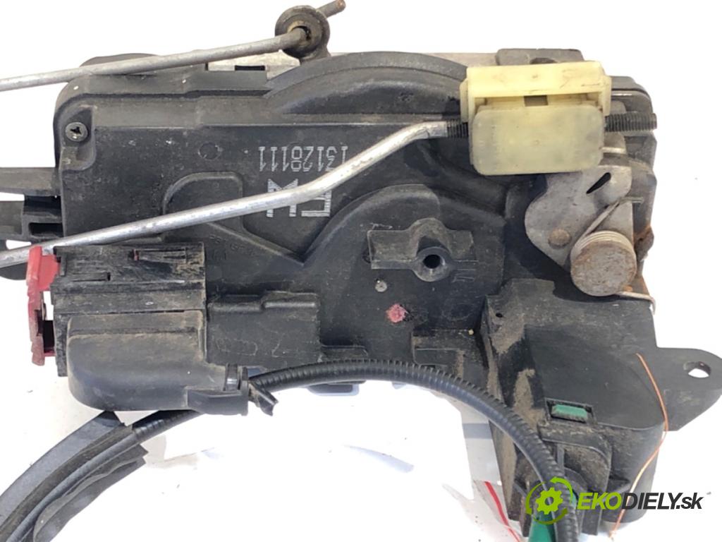OPEL ASTRA H liftback 2004 74 kW 1.7 CDTI (L48) 1686 zámok dveře levý přední část 13128111