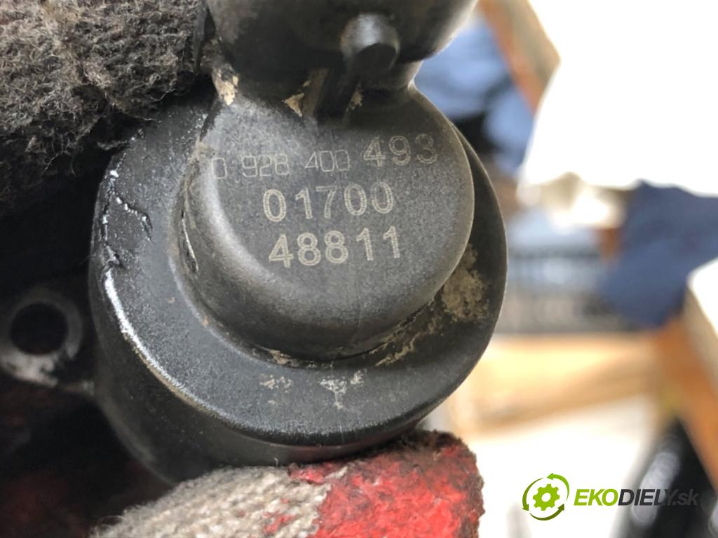 OPEL ASTRA H liftback 2004 74 kW 1.7 CDTI (L48) 1686 Regulátor tlaku paliva 0928400493 (Palivový systém ostatné)