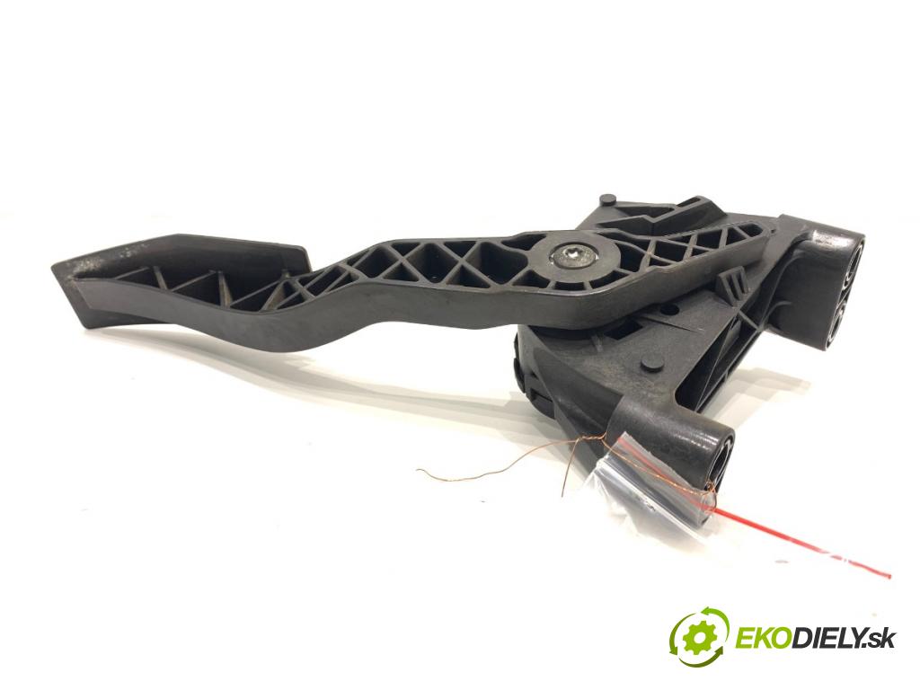 OPEL ASTRA H liftback 2004 74 kW 1.7 CDTI (L48) 1686 Potenciometer plynu 9157998 (Potenciometer plynového pedálu)