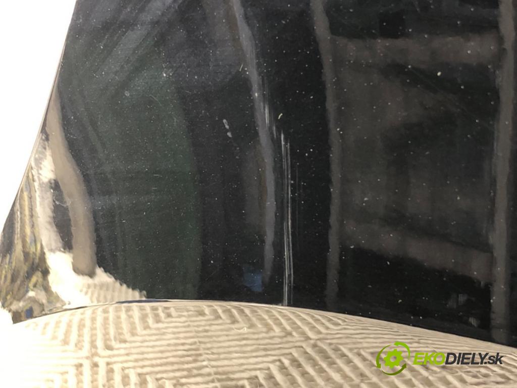 RENAULT TWINGO III liftback 2018 66 kW 0.9 TCe 90 898 blatník pravý přední část