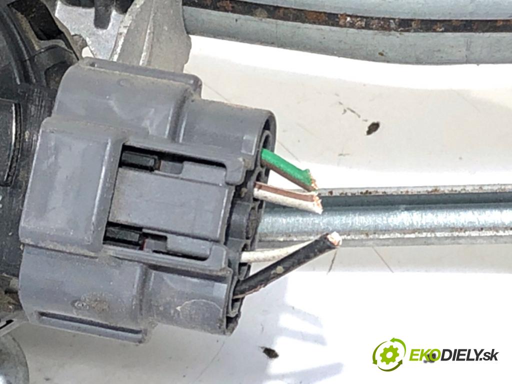 RENAULT TWINGO III liftback 2018 66 kW 0.9 TCe 90 898 Mechanizmus stieračov predný A4538200040 (Motorček stieračov predný)