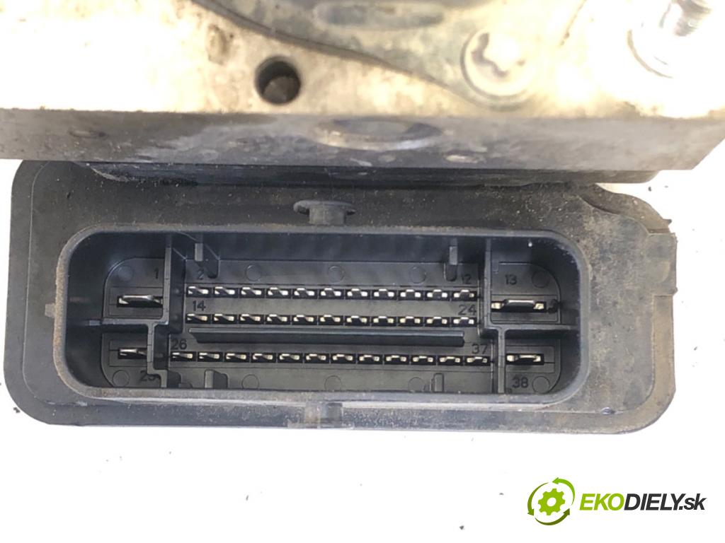 RENAULT TWINGO III liftback 2018 66 kW 0.9 TCe 90 898 pumpa ABS 476605531R (Pumpa ABS)
