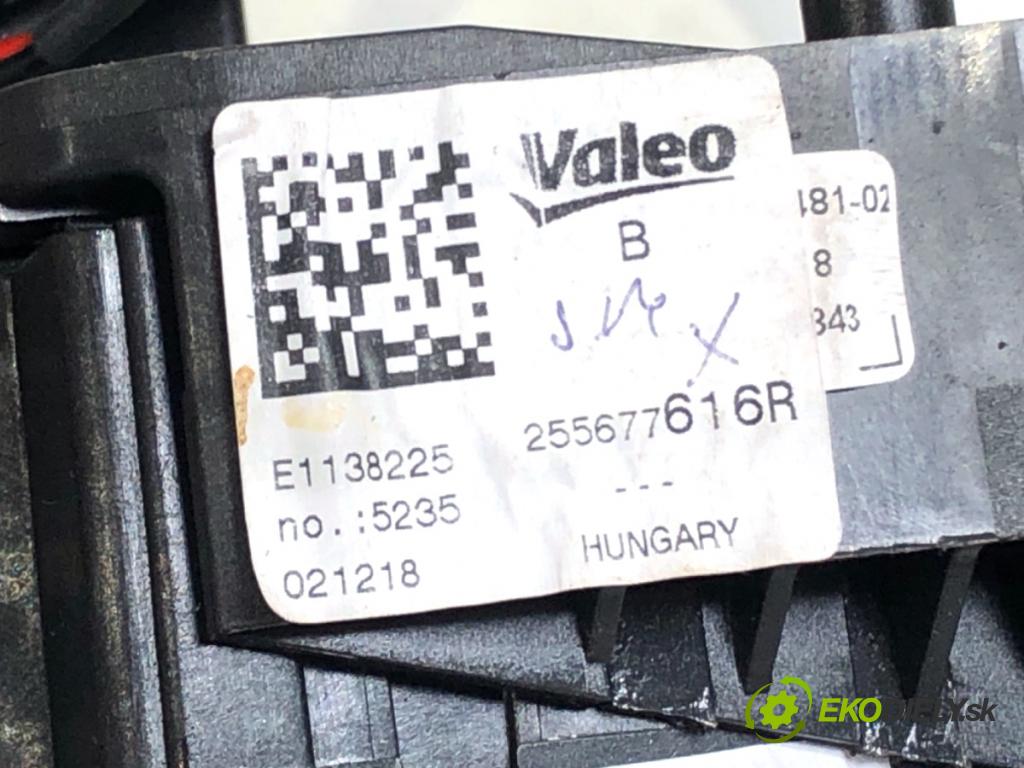 RENAULT TWINGO III liftback 2018 66 kW 0.9 TCe 90 898 Prepínač kombinovaný 255677616R (Prepínacie páčky pod volantom)