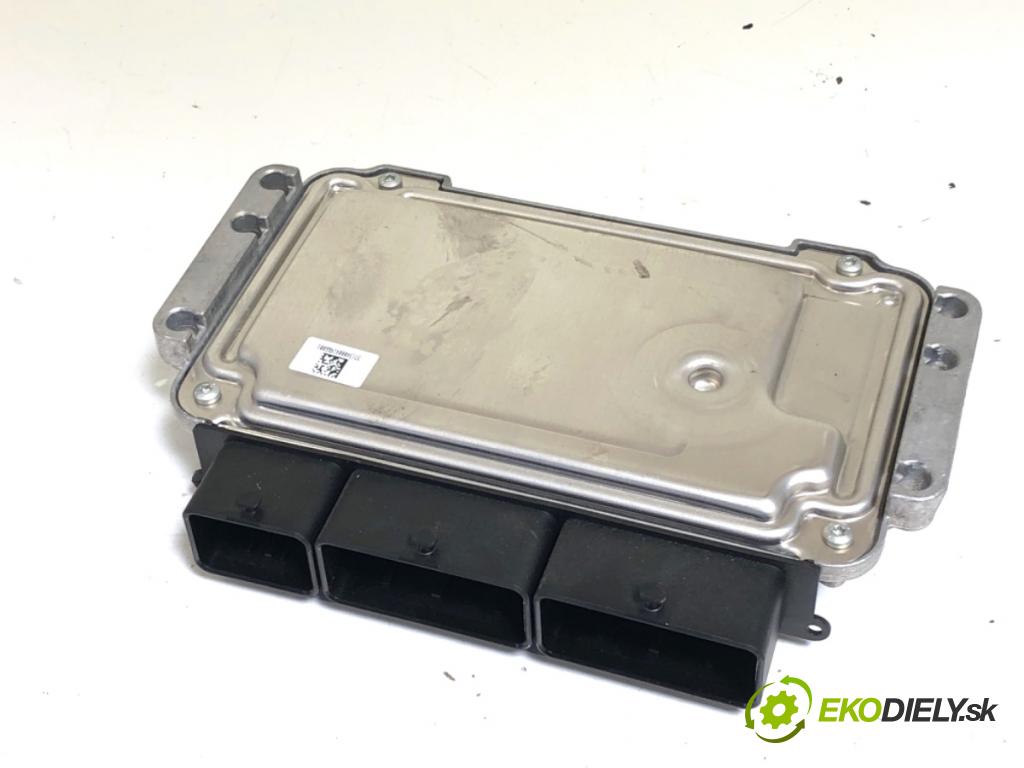 RENAULT TWINGO III liftback 2018 66 kW 0.9 TCe 90 898 riadiaca jednotka Motor 237105821R (Riadiaca jednotka)