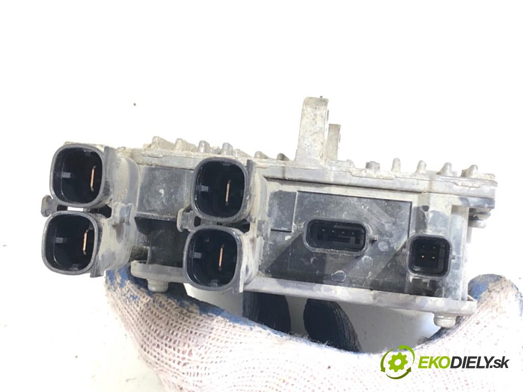 RENAULT TWINGO III liftback 2018 66 kW 0.9 TCe 90 898 Modul servočerpadlo 6700003892 (Riadiaca jednotka ostatné)