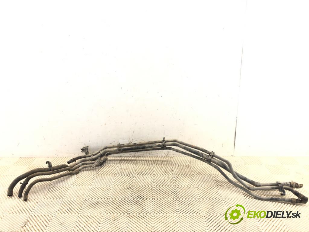 RENAULT TWINGO III liftback 2018 66 kW 0.9 TCe 90 898 Rúra vody 