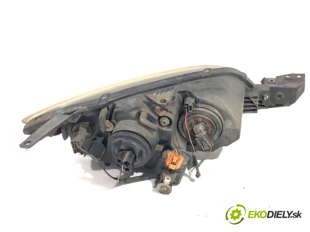 MAZDA 3 liftback 2006 77 kW 1.6 (BK14) 1598 Svetlomet ľavy predný