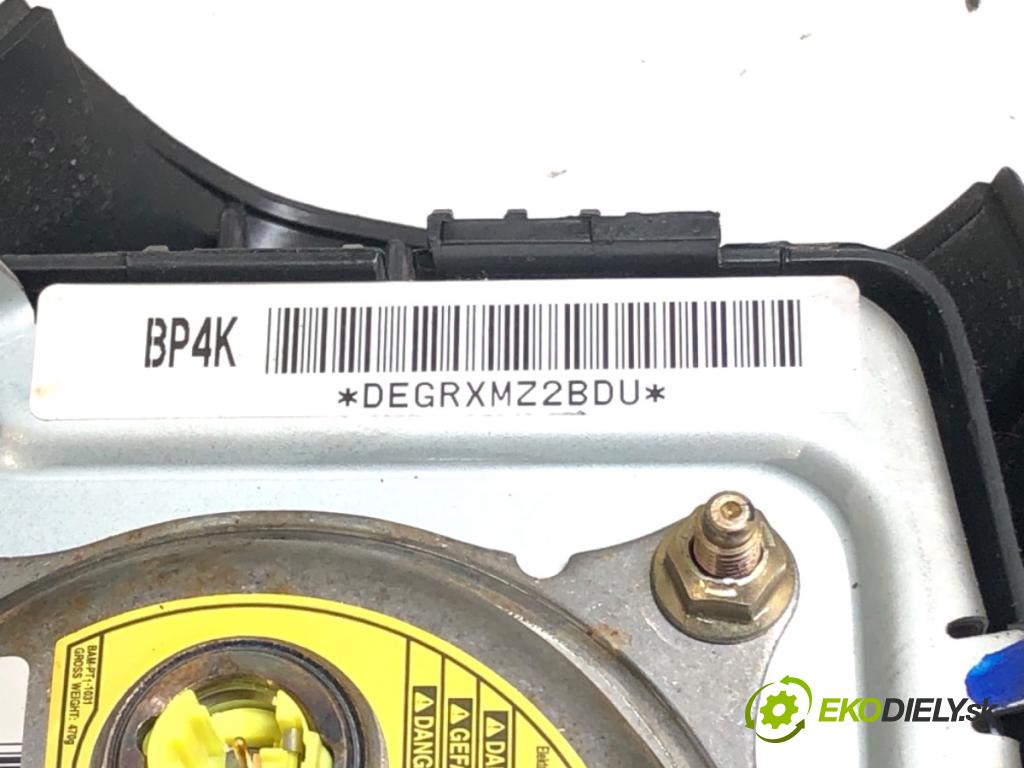 MAZDA 3 liftback 2005 80 kW 1.6 DI Turbo 1560 AirBag volantu  (Airbag)