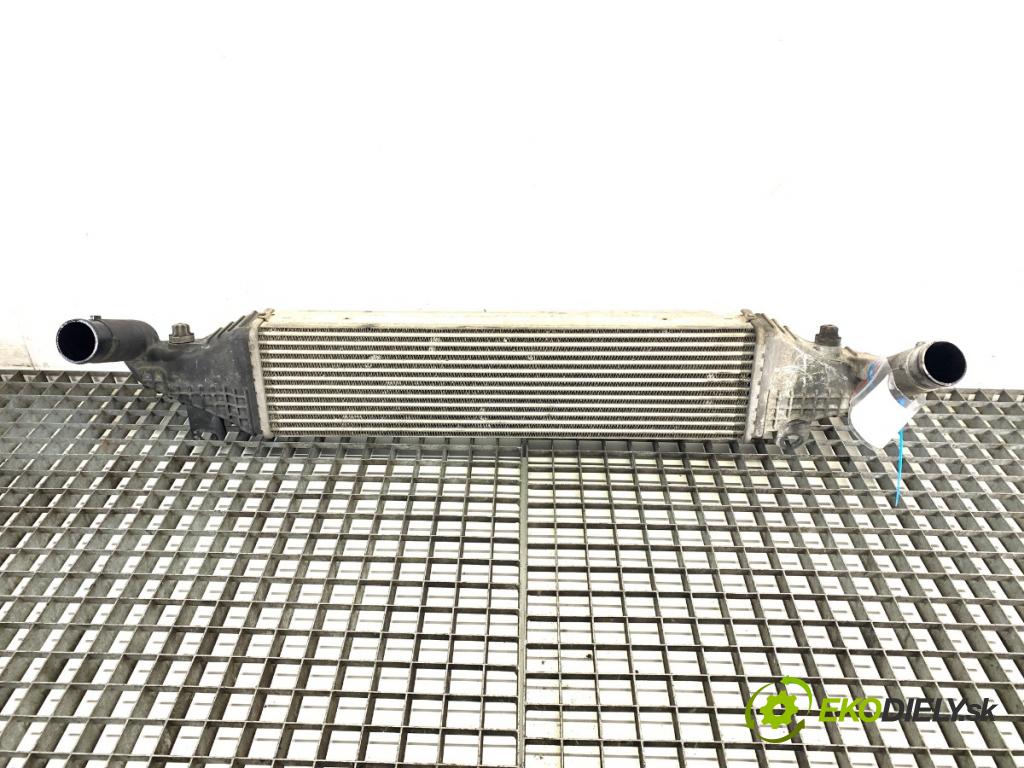 MAZDA 3 liftback 2005 80 kW 1.6 DI Turbo 1560 intercooler  (Intercooler (chladič stlačeného vzduchu))