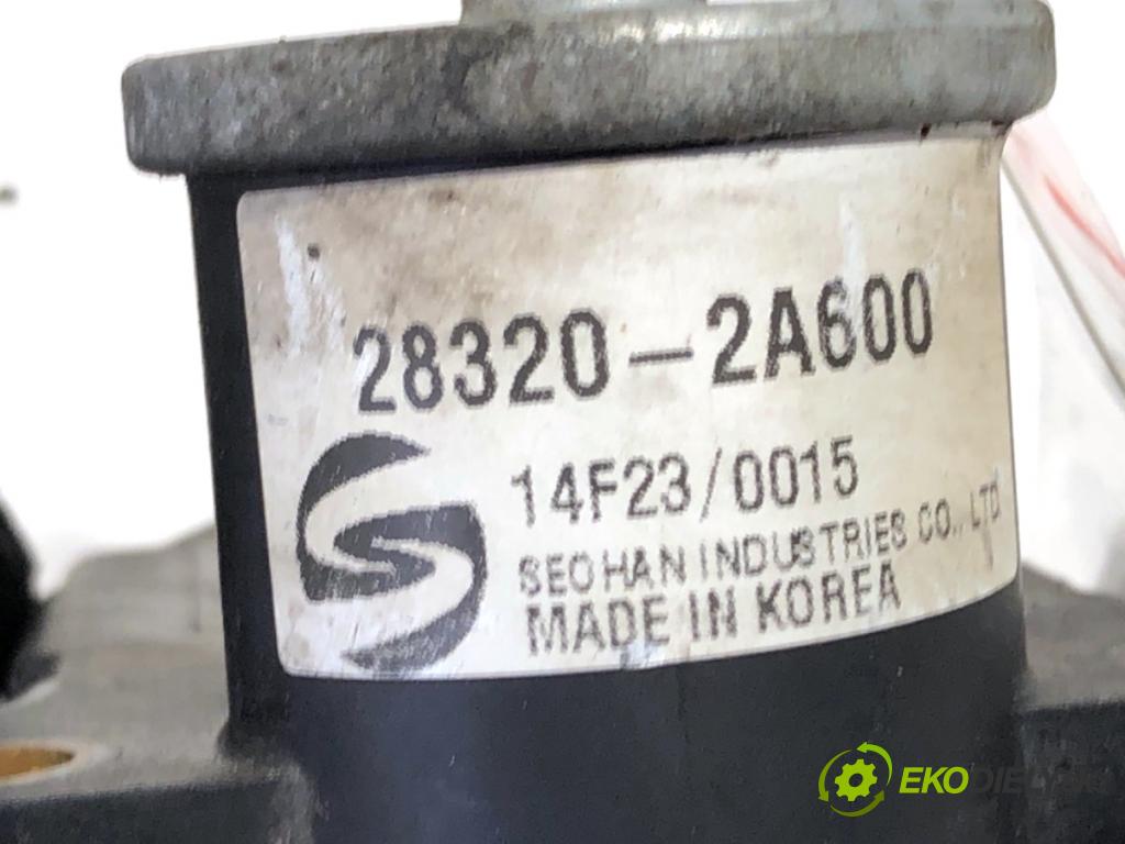 HYUNDAI i40 Kombi 2017 104 kW 1.7 CRDi 1685 Nastavovač zvod, potrubie 28320-2A600 (Motorček ostatné)