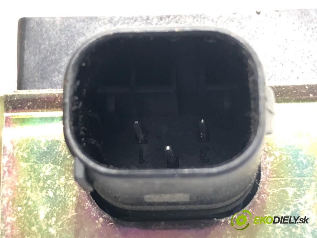 VW BORA Kombi 2001 96 kW 1.9 TDI 4motion 1896 Snímač ESP 1J1907638B