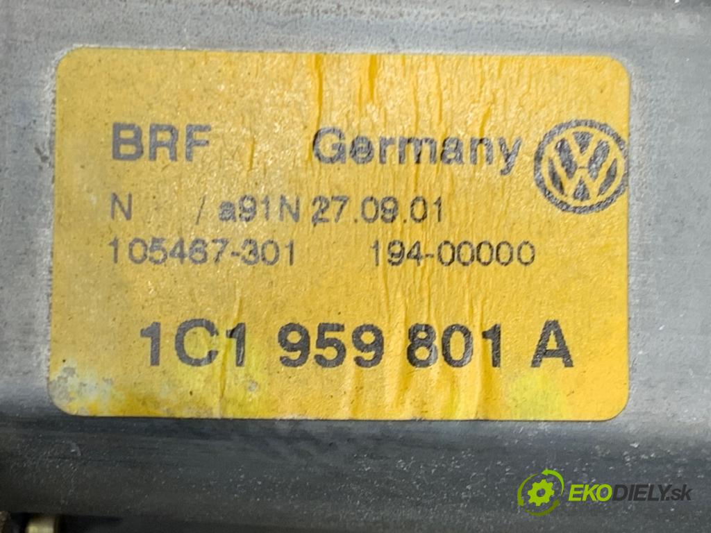 VW BORA Kombi 2001 96 kW 1.9 TDI 4motion 1896 mechanismus okna levý přední část 1C1959801A