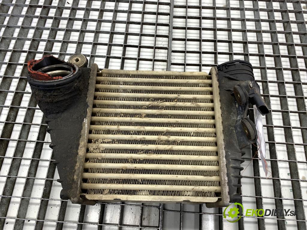 VW BORA Kombi 2001 96 kW 1.9 TDI 4motion 1896 intercooler  (Chladiče nasávaného vzduchu (intercoolery))