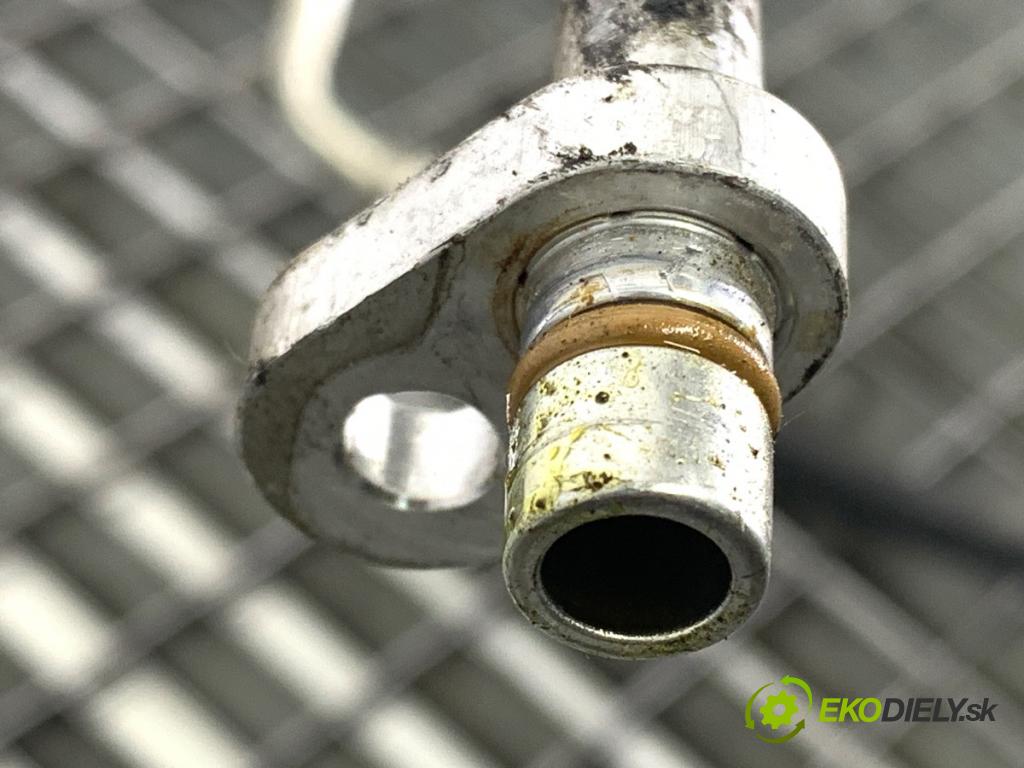 RENAULT TWINGO III liftback 2018 66 kW 0.9 TCe 90 898 rúrka klimatizácie  (Rúrka klimatizácie)