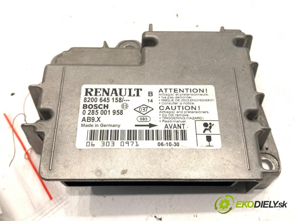 RENAULT CLIO III liftback 2007 50 kW 1.5 dCi (C/BR0G, C/BR1G) 1461 senzor airbag 8200645158 (Snímač)