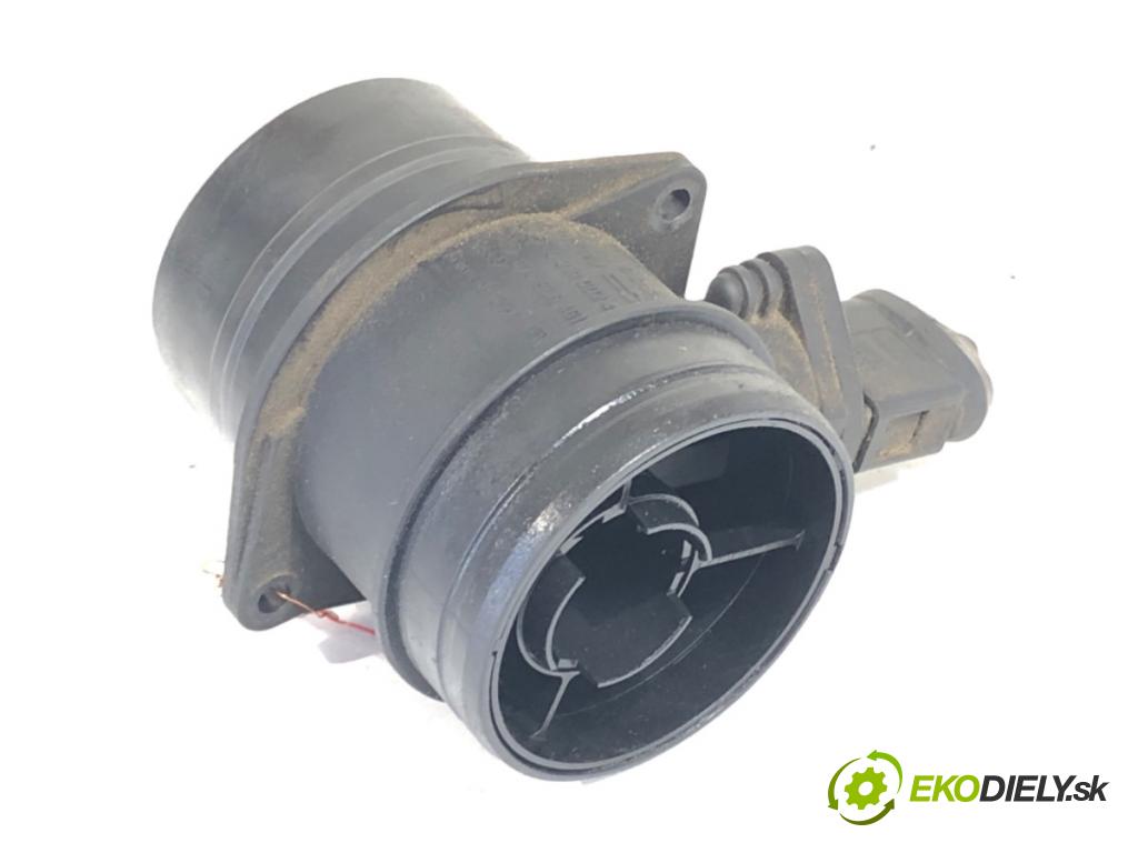 AUDI A4 B6 sedan 2004 96 kW 1.9 TDI 1896 Váha vzduchu 074906461B (Váha vzduchu)