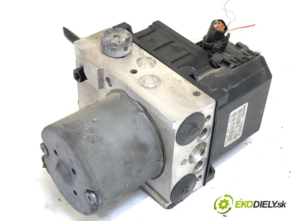 AUDI A4 B6 sedan 2004 96 kW 1.9 TDI 1896 pumpa ABS 8E0614517 (Pumpa ABS)
