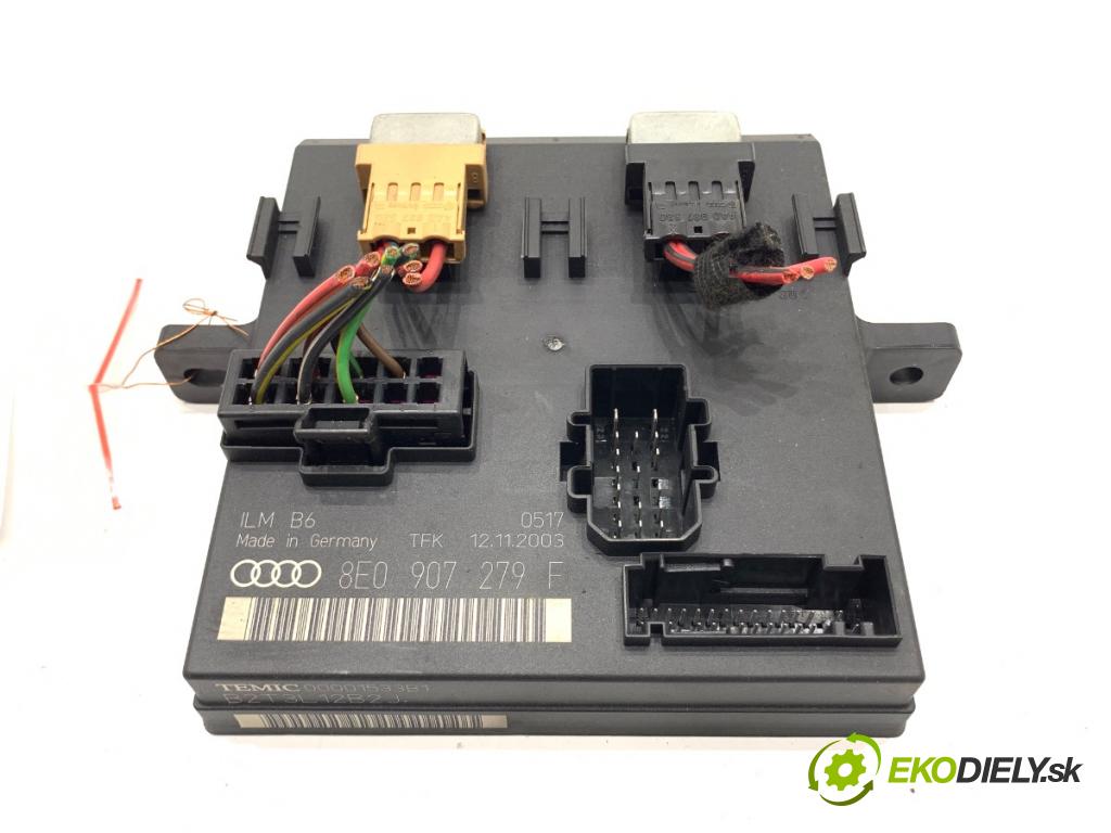 AUDI A4 B6 sedan 2004 96 kW 1.9 TDI 1896 Modul svetiel 8E0907279F (Riadiaca jednotka ostatné)