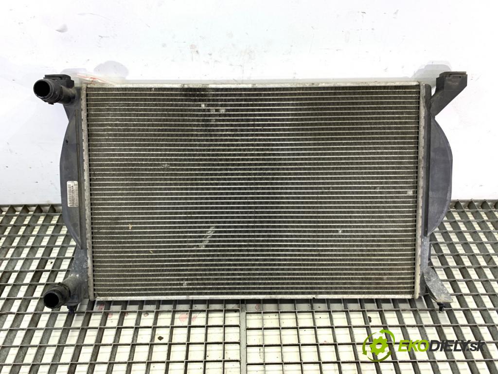 AUDI A4 B6 sedan 2004 96 kW 1.9 TDI 1896 Chladič vody 8E0121251A (Chladič vody)