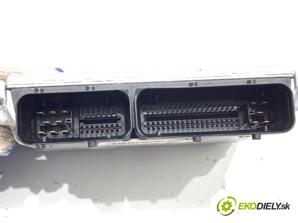 AUDI A2 liftback 2002 55 kW 1.4 1390 riadiaca jednotka Motor 036906034CA (Riadiaca jednotka)