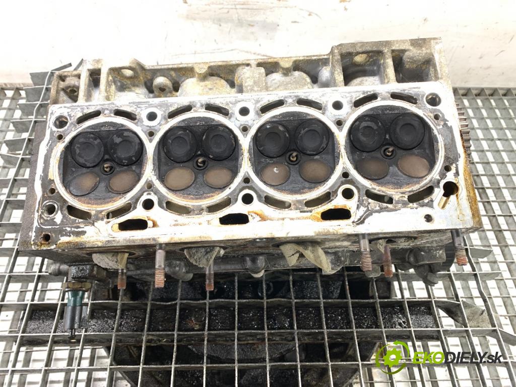AUDI A2 liftback 2002 55 kW 1.4 1390 Hlava valcov 036103373AK (Hlava valcov)