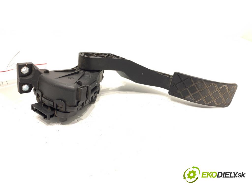 AUDI A2 liftback 2002 55 kW 1.4 1390 Potenciometer plynu 8Z1721523E (Potenciometer plynového pedálu)