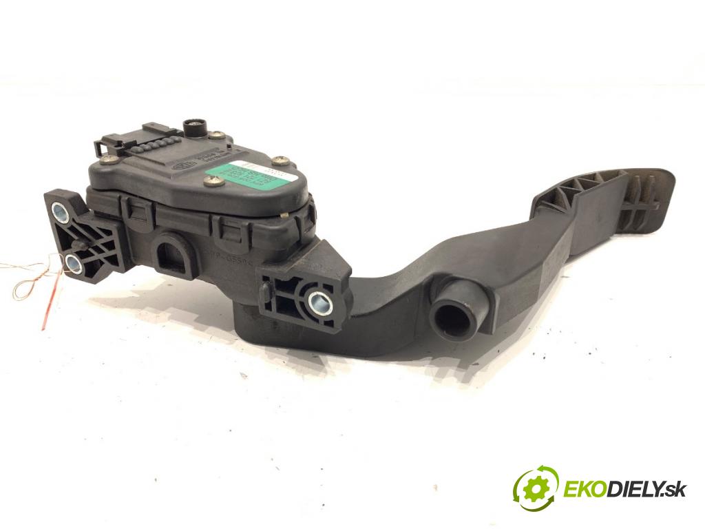 AUDI A2 liftback 2002 55 kW 1.4 1390 Potenciometer plynu 8Z1721523E (Potenciometer plynového pedálu)