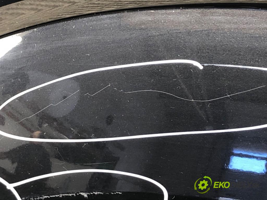 AUDI A2 liftback 2002 55 kW 1.4 1390 blatník pravý přední část